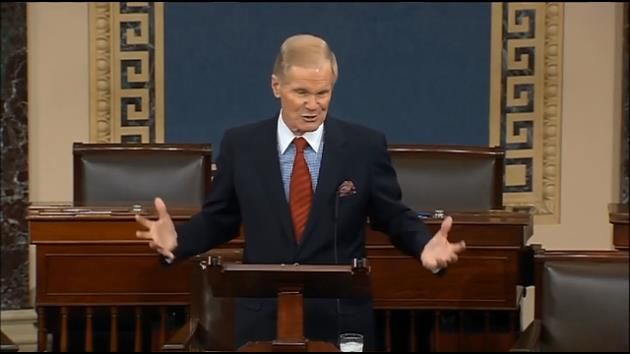 US senator calls for investigation of cruise ship in storm