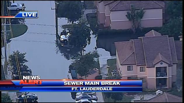 Crews clean up sewer break in Fort Lauderdale neighborhood